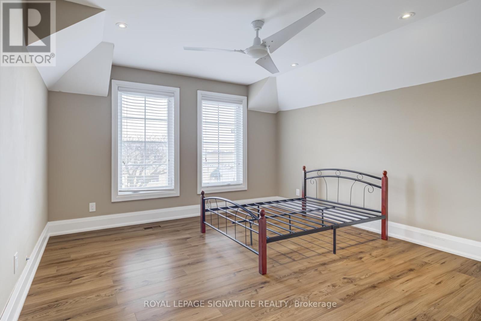 Upper 2 Levels - 14 Rotherham Avenue, Toronto, Ontario  M6M 1L8 - Photo 21 - W13000514