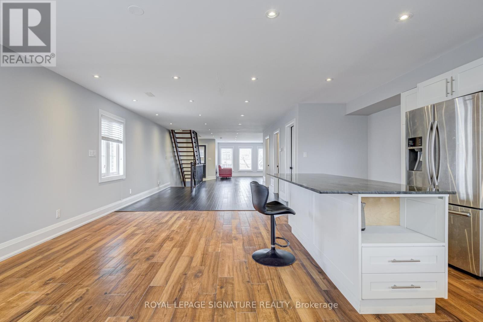 Upper 2 Levels - 14 Rotherham Avenue, Toronto, Ontario  M6M 1L8 - Photo 3 - W13000514