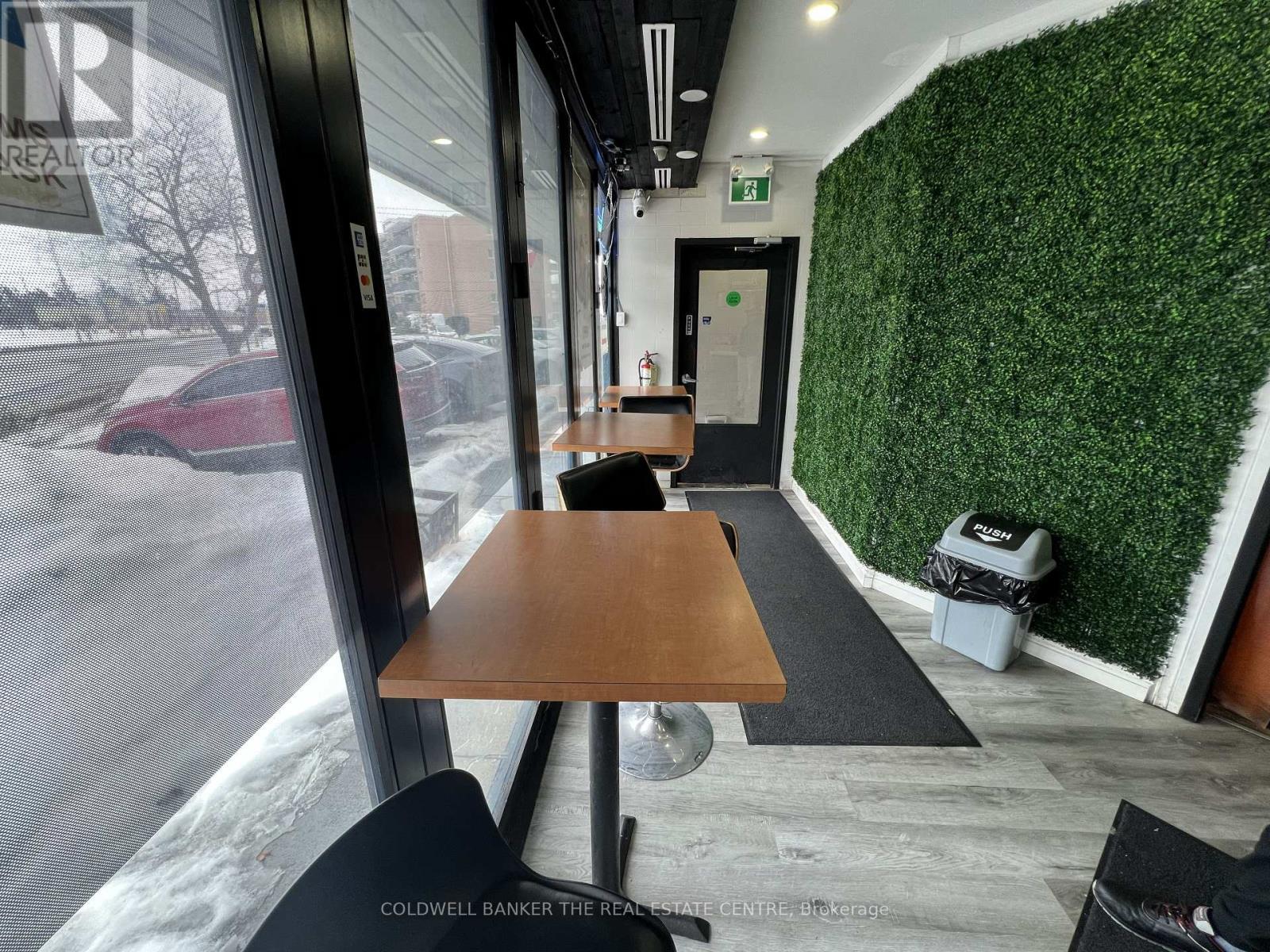 Unit Adj Ont/main St - 22 Ontario Street S, Milton, Ontario  L9T 2M6 - Photo 2 - W13000516