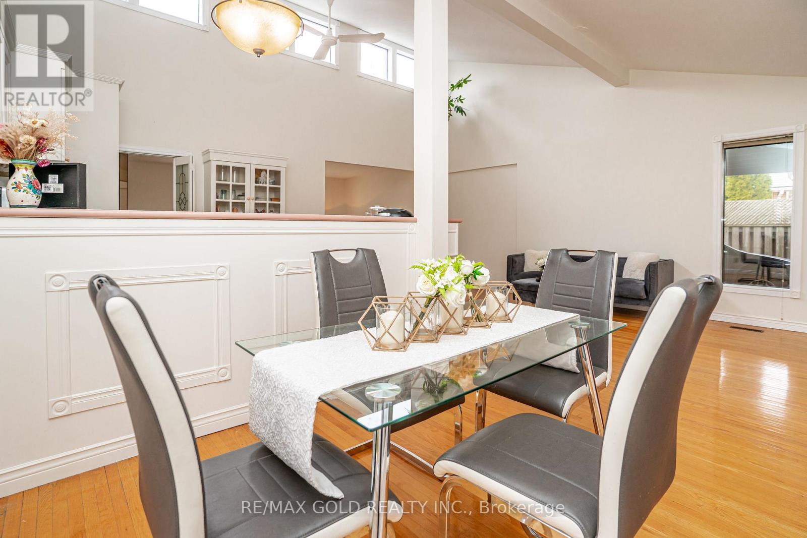 16 Donalda Place, Brampton, Ontario  L6T 1S4 - Photo 12 - W13000522