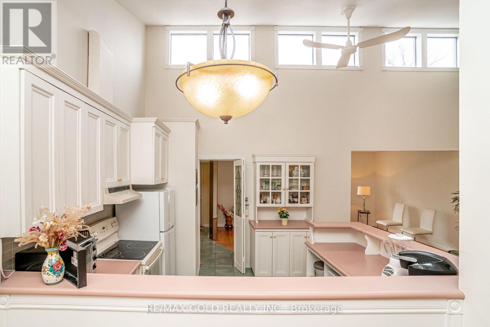 16 Donalda Place, Brampton, Ontario  L6T 1S4 - Photo 17 - W13000522