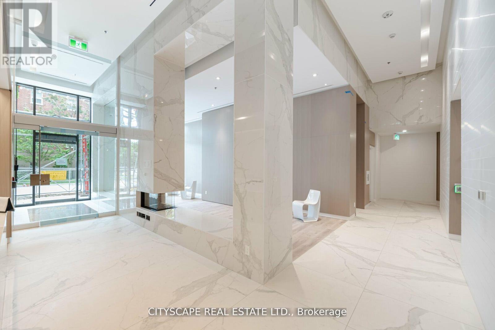 1907 - 370 Martha Street S, Burlington, Ontario  L7R 0G9 - Photo 4 - W13000586