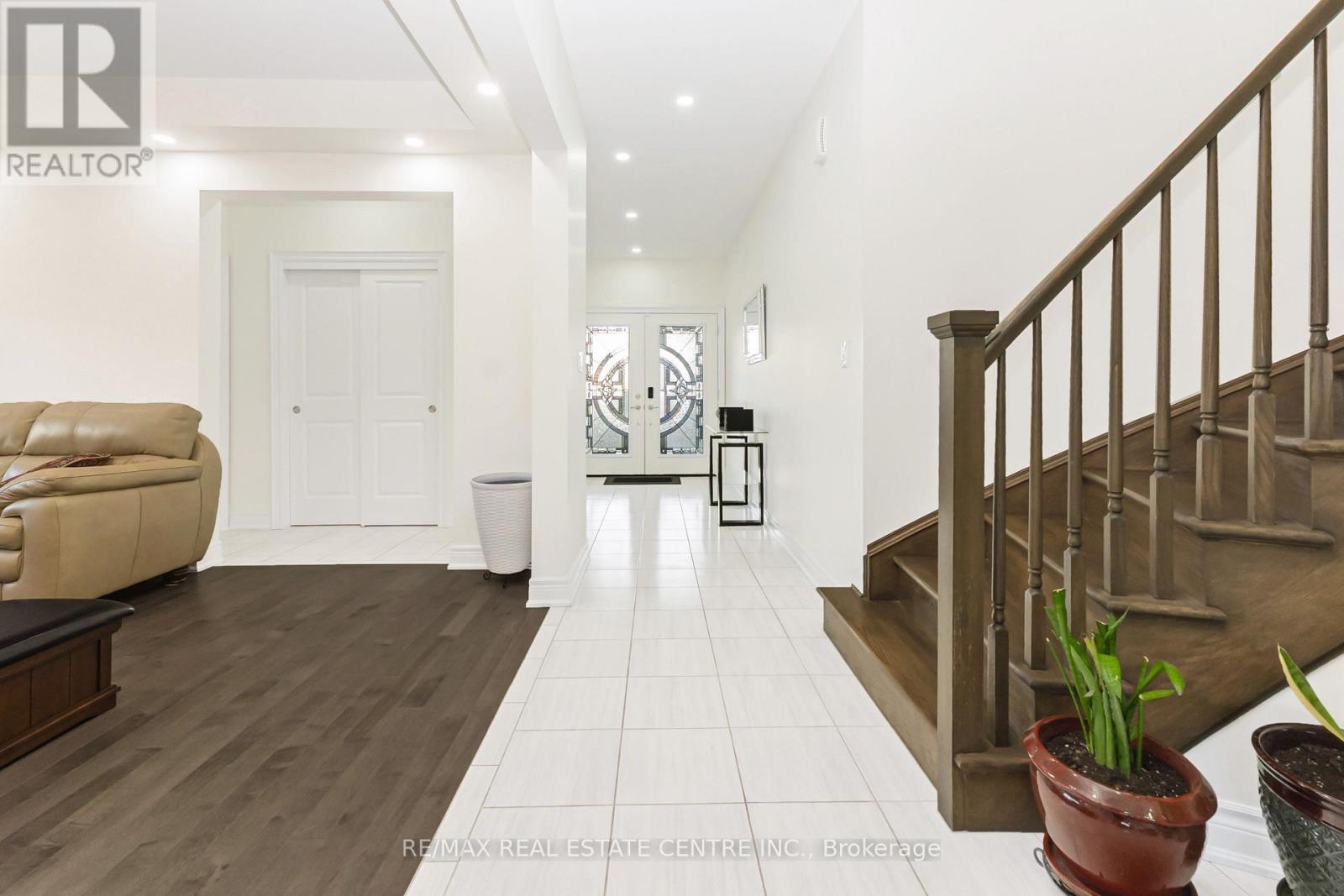 127 Lametti Drive, Pelham, Ontario  L3E 0A2 - Photo 6 - X13000228