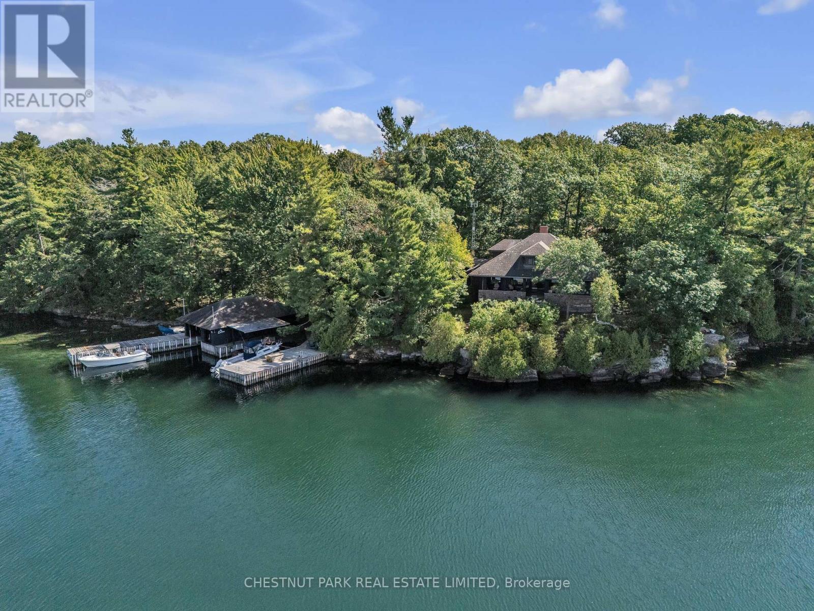 36 BOSTWICK ISLAND, Front of Leeds & Seeleys Bay, Ontario