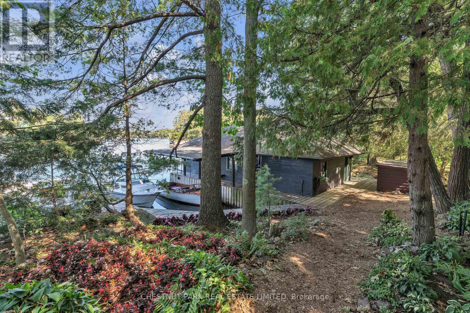 36 Bostwick Island, Front Of Leeds & Seeleys Bay, Ontario  K0E 1L0 - Photo 3 - X13000244