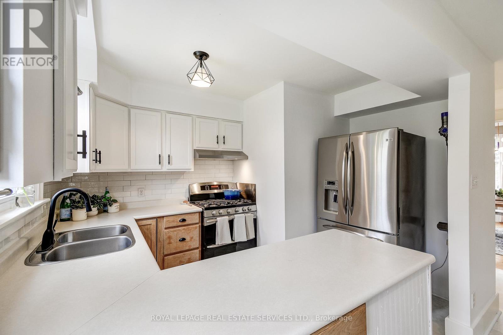 139 Lake Street, Grimsby, Ontario  L3M 4M6 - Photo 17 - X13000254