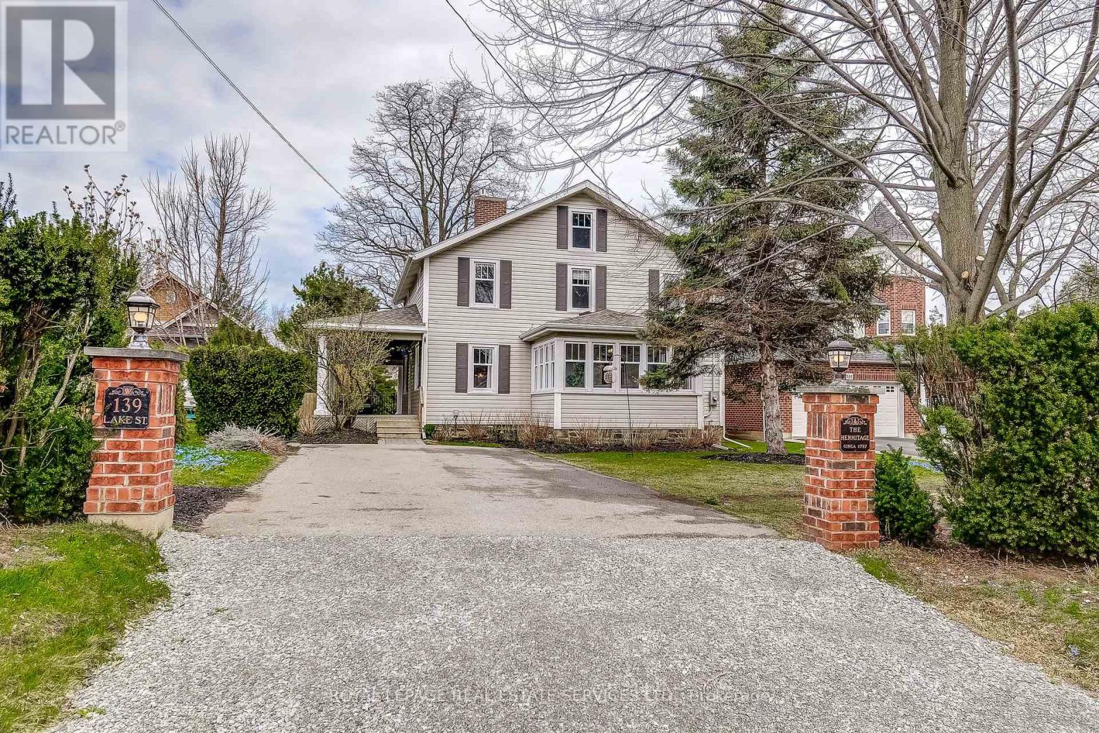 139 Lake Street, Grimsby, Ontario  L3M 4M6 - Photo 3 - X13000254