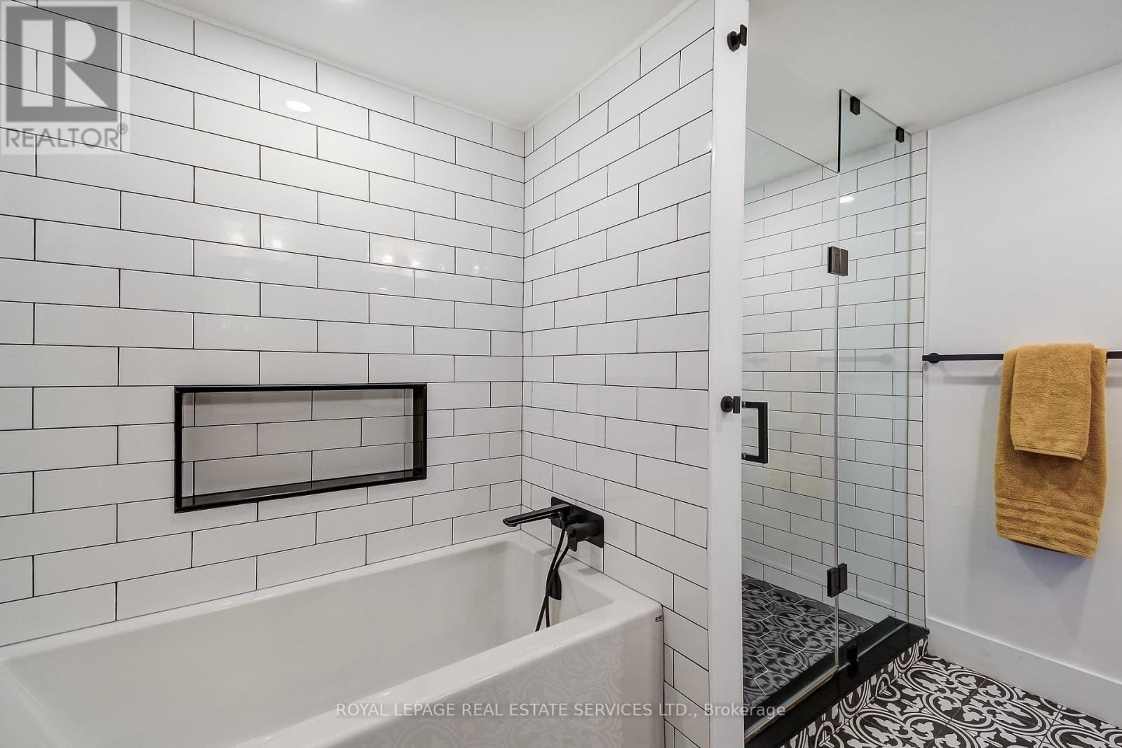 139 Lake Street, Grimsby, Ontario  L3M 4M6 - Photo 32 - X13000254