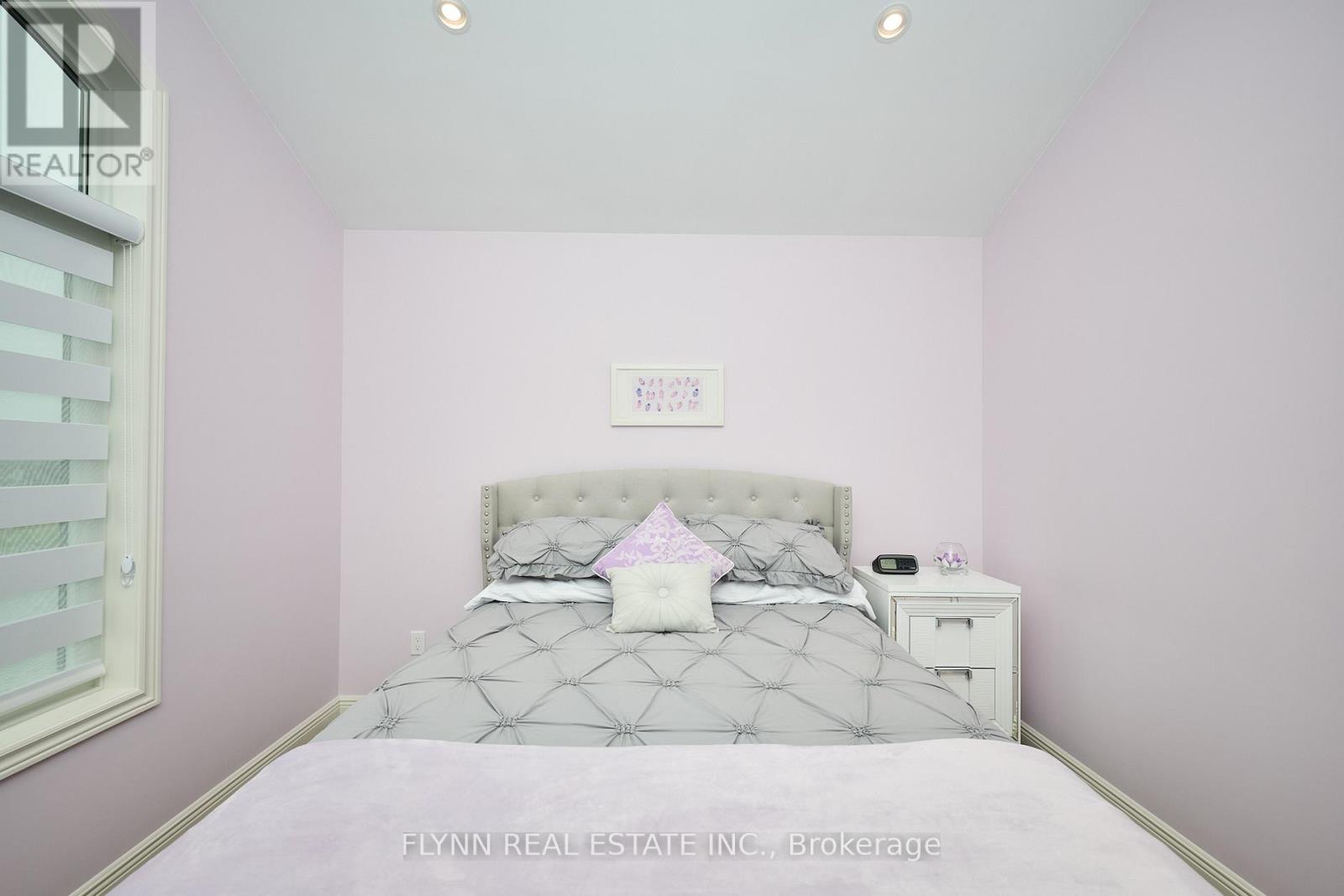 8880 Angie Drive, Niagara Falls, Ontario  L2H 3W8 - Photo 22 - X13000406