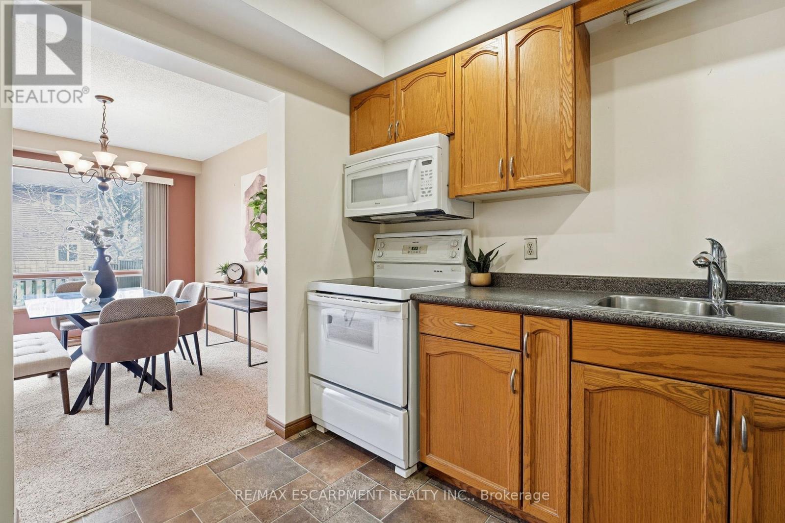 165 Essling Avenue, Hamilton, Ontario  L9B 2H9 - Photo 19 - X13000440