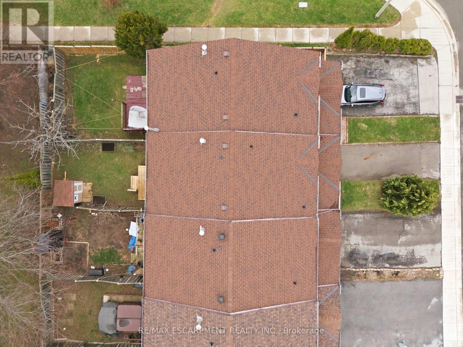 165 Essling Avenue, Hamilton, Ontario  L9B 2H9 - Photo 2 - X13000440