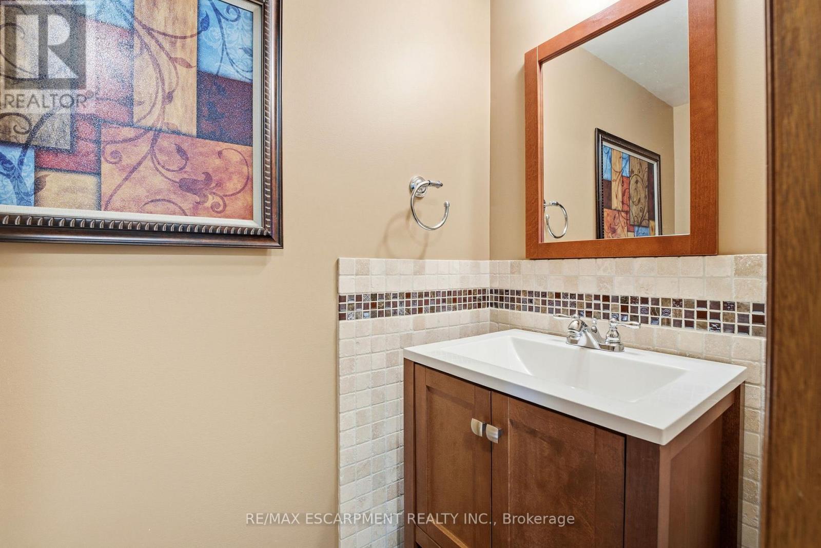 165 Essling Avenue, Hamilton, Ontario  L9B 2H9 - Photo 28 - X13000440