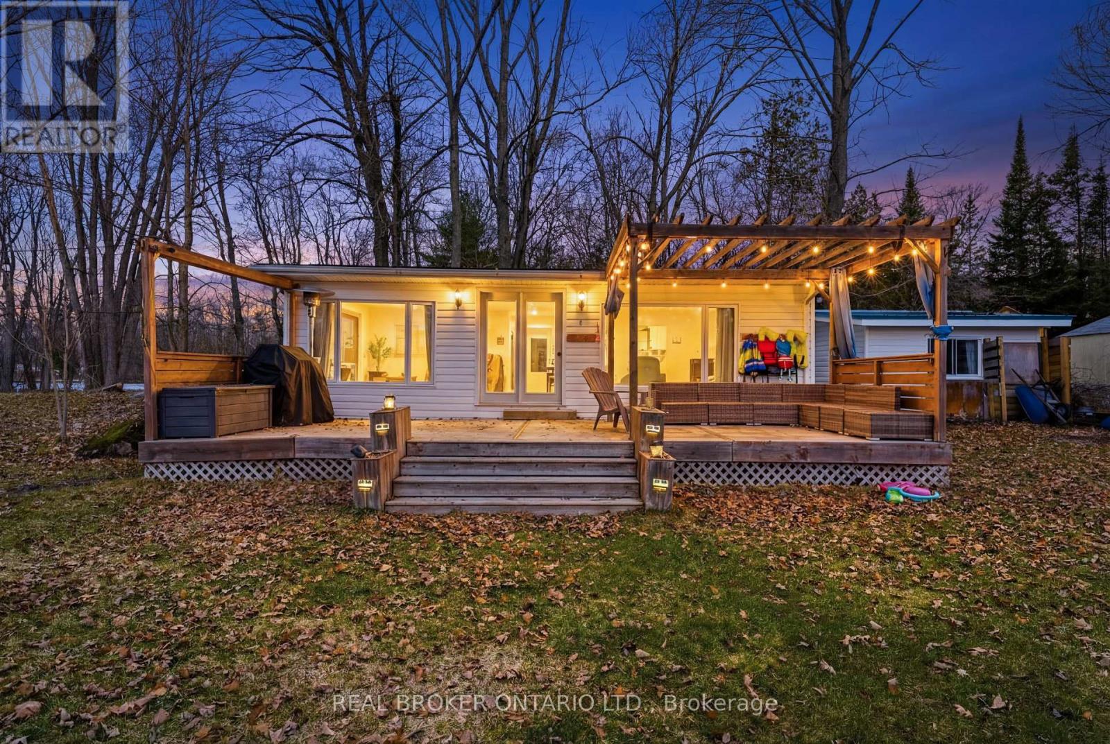 573 PINE POINT LANE, Centre Hastings, Ontario