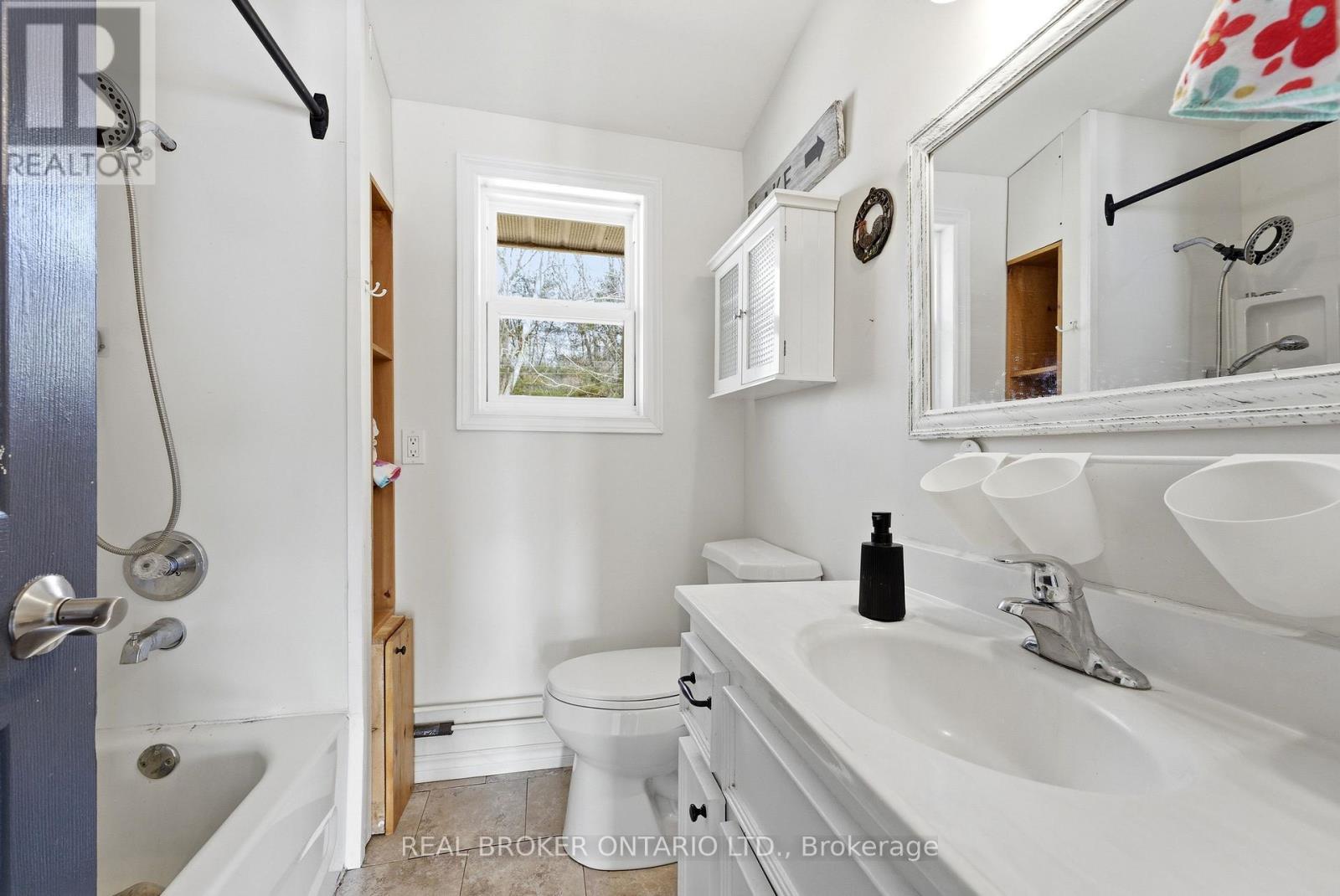 573 Pine Point Lane, Centre Hastings, Ontario  K0K 3J0 - Photo 13 - X13000508