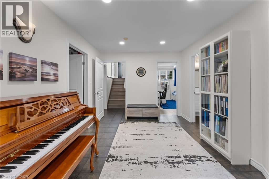 7032 Kelly Drive, Niagara Falls, Ontario  L2H 3J9 - Photo 22 - 40820845