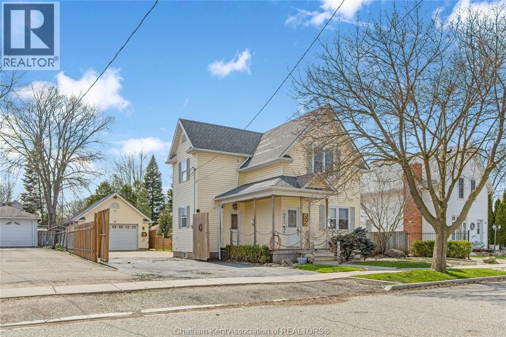 32 HALL STREET North, Blenheim, Ontario