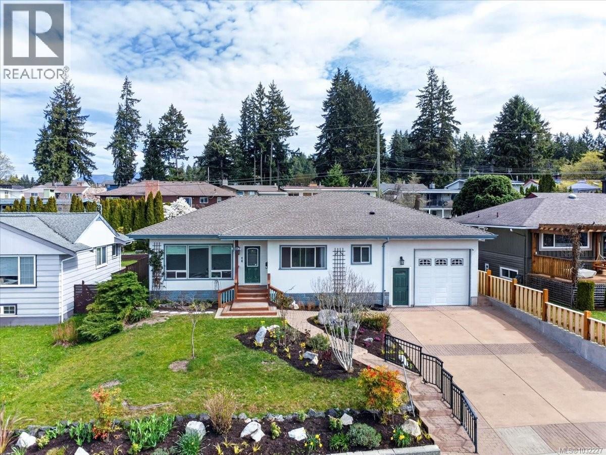 3567 16th St, Port Alberni, British Columbia