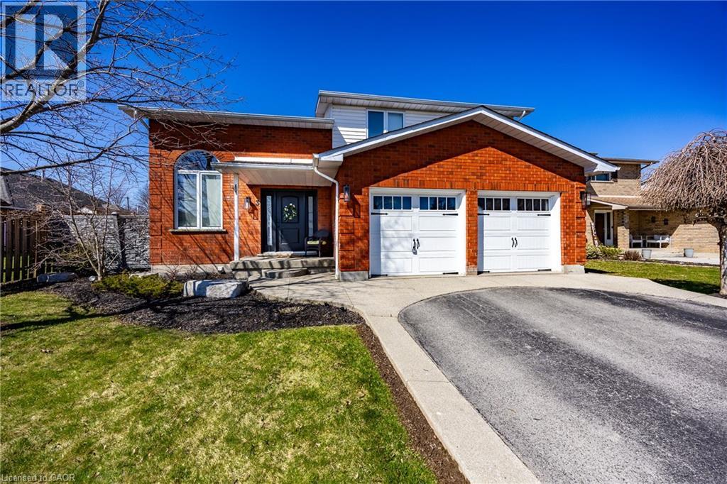 3 KINTYRE Court, Caledonia, Ontario