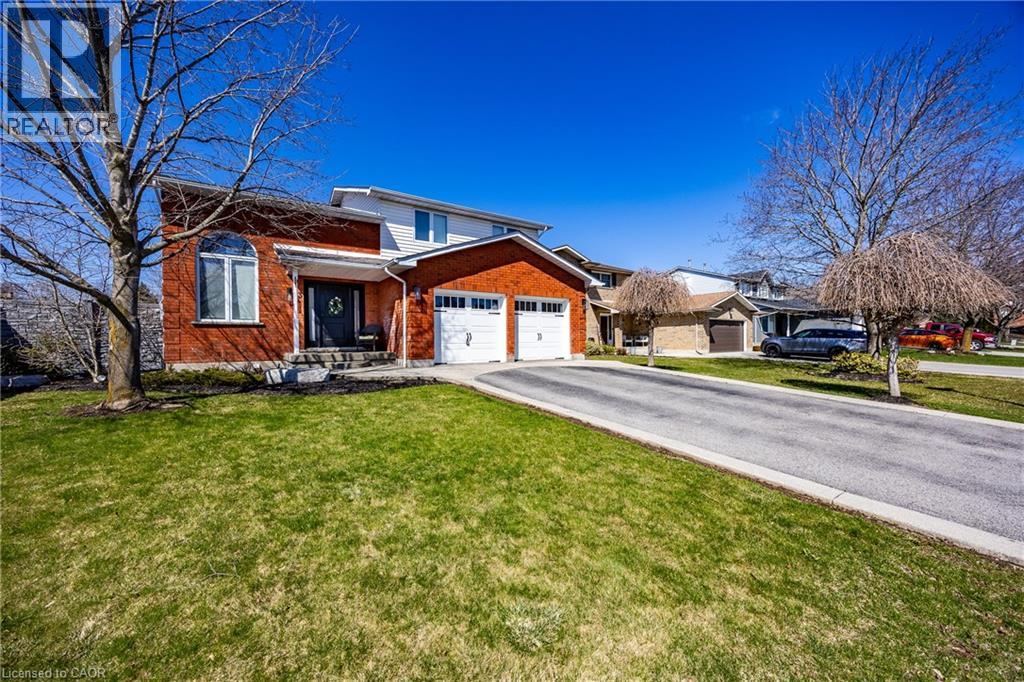 3 Kintyre Court, Caledonia, Ontario  N3W 1G8 - Photo 2 - 40817763