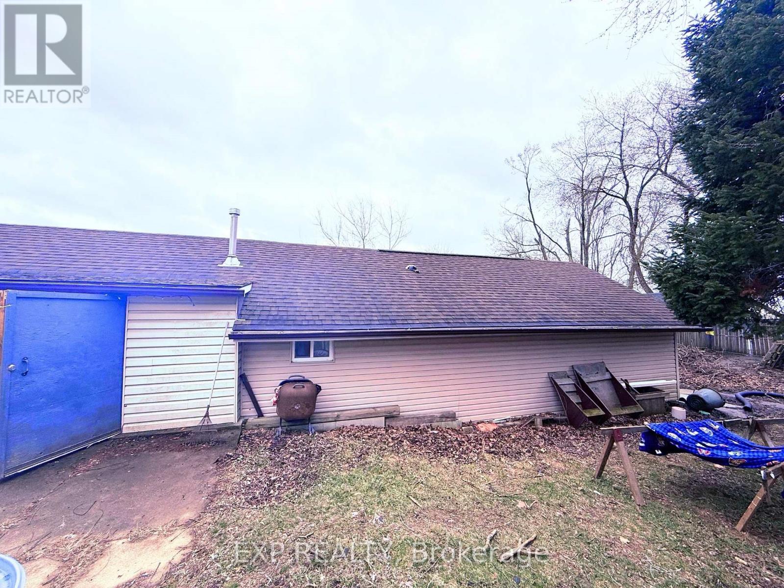 137 Hale Street, London East, Ontario  N5W 1E5 - Photo 2 - X13000636