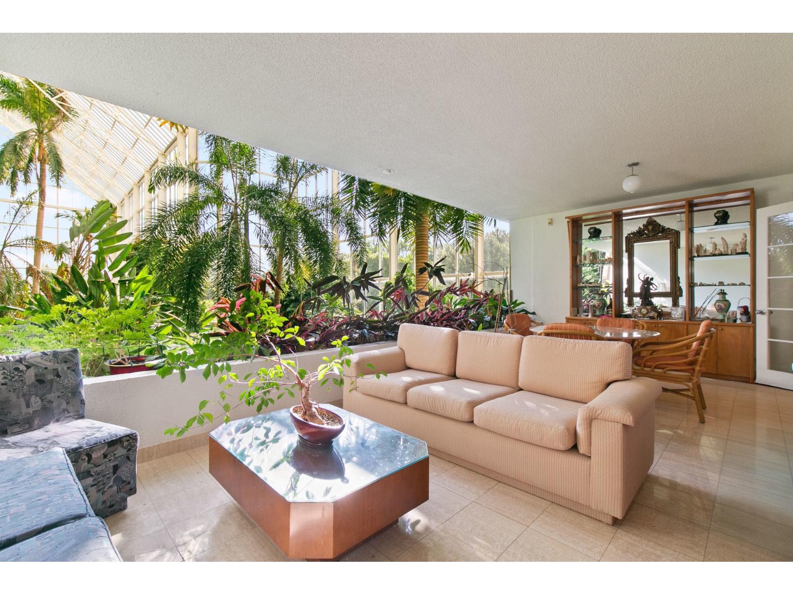 2500 Av. Pierre-Dupuy|#211 Montréal (Ville-Marie) Quebec Canada H3C4L1