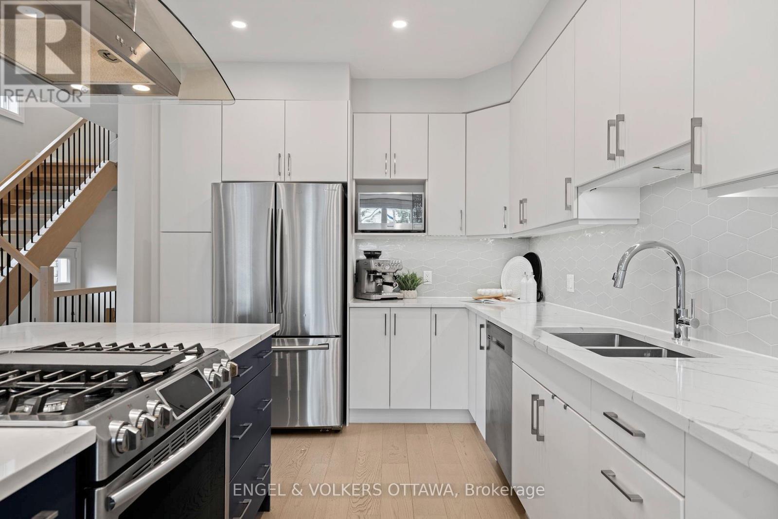 263 Dovercourt Avenue, Ottawa, Ontario  K1Z 7H4 - Photo 9 - X13000672