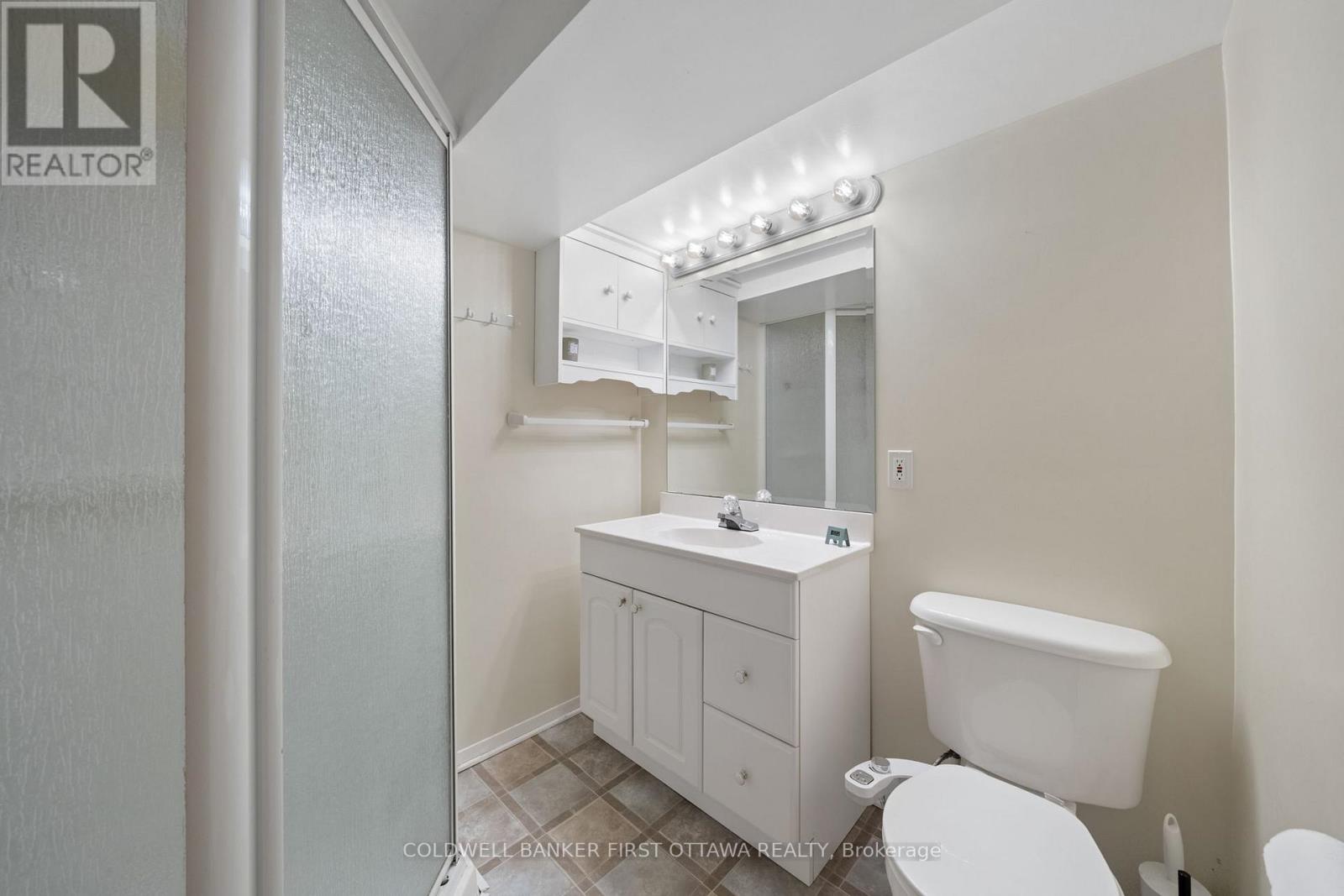 2066 Saunderson Drive, Ottawa, Ontario  K1G 2E6 - Photo 26 - X13000736