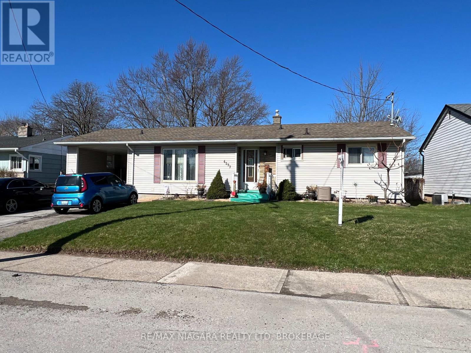 4577 Drummond Road, Niagara Falls, Ontario  L2E 6C8 - Photo 3 - X13000652
