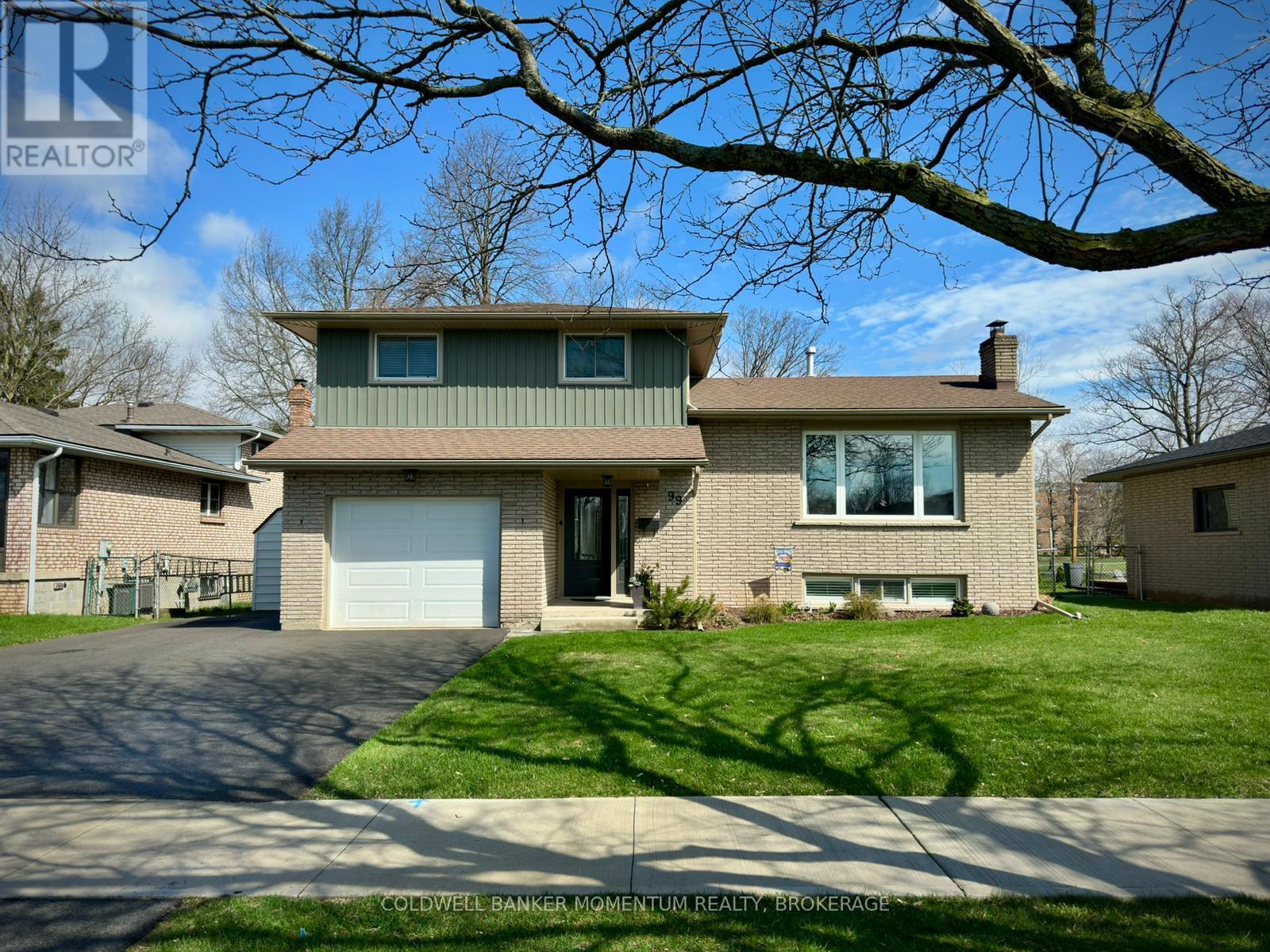 99 ERIN CRESCENT, Welland, Ontario