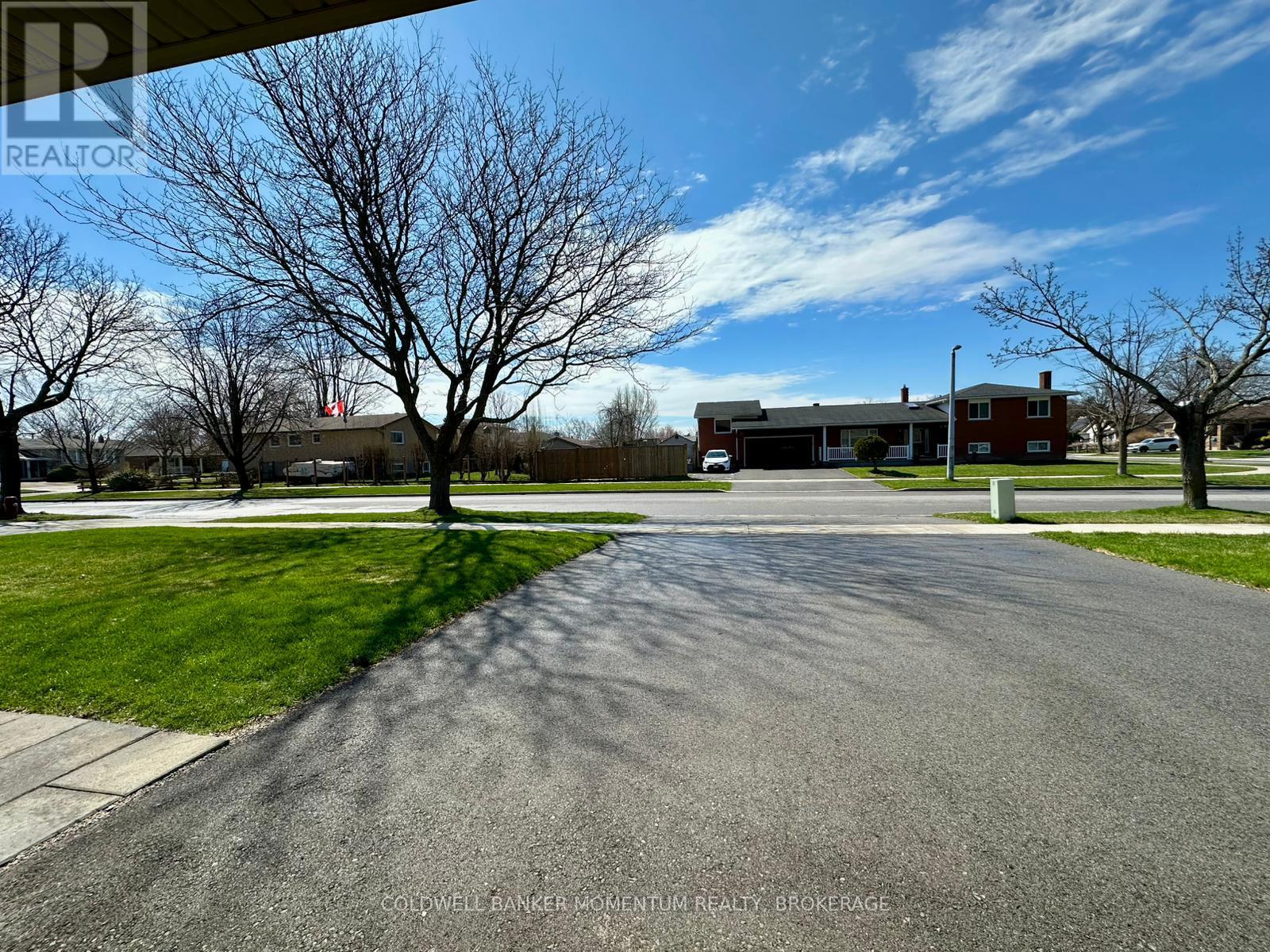 99 Erin Crescent, Welland, Ontario  L3C 6B8 - Photo 5 - X13000794