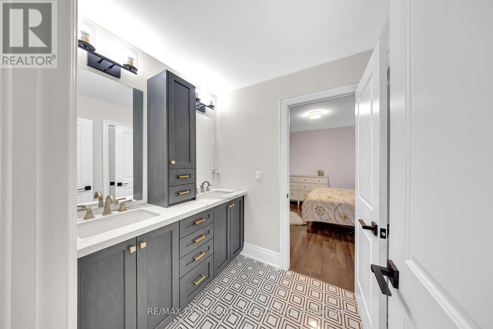 2489 Florentine Place, Pickering, Ontario  L1X 0H2 - Photo 24 - E12998972