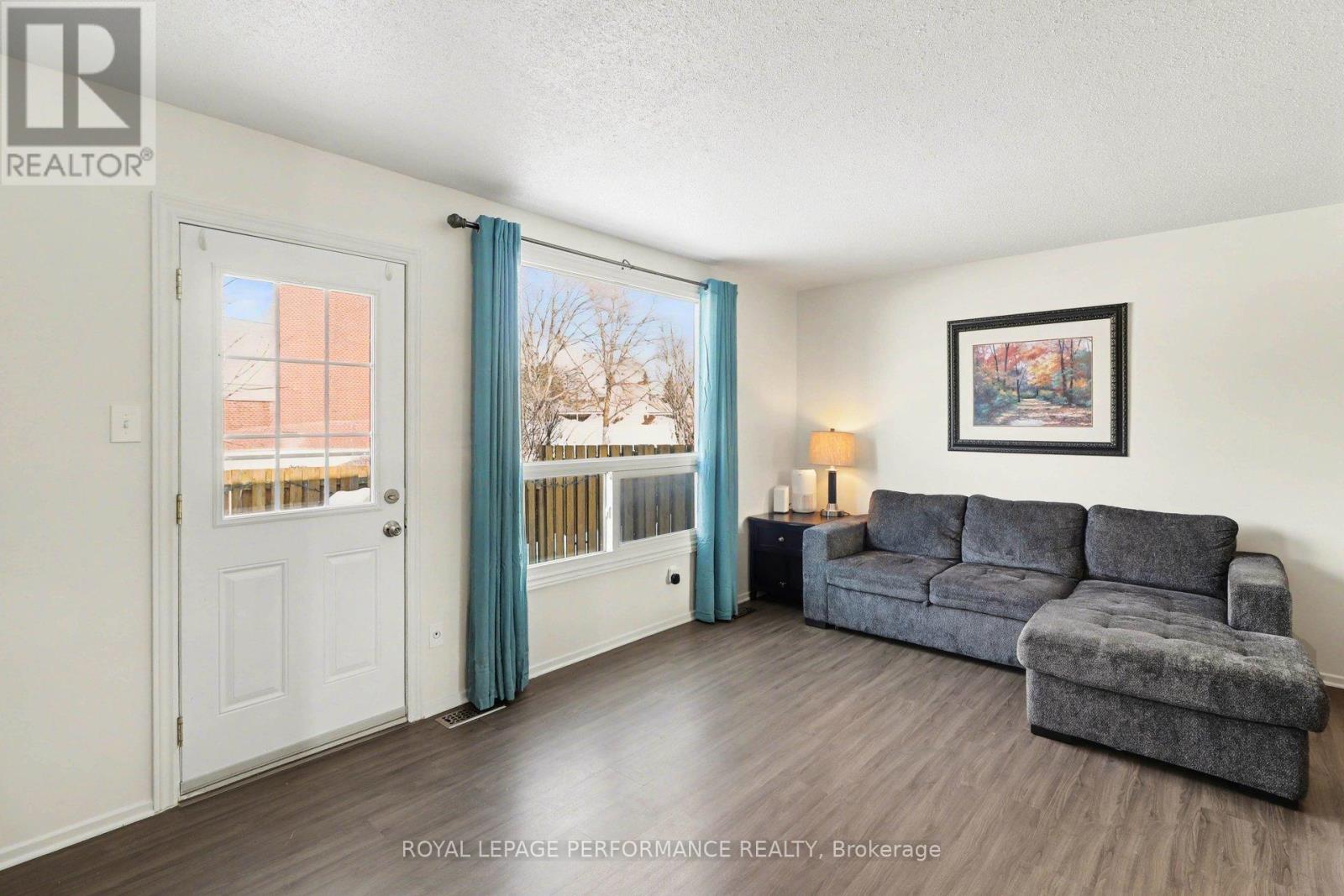 307 - 1441 Palmerston Drive, Ottawa, Ontario  K1J 8N9 - Photo 6 - X12959748