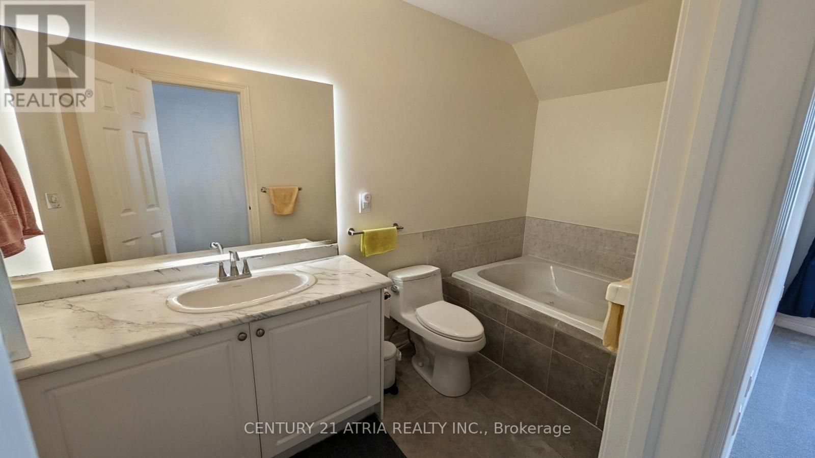 8 Mcalister Avenue, Richmond Hill, Ontario  L4S 0L3 - Photo 18 - N13000430