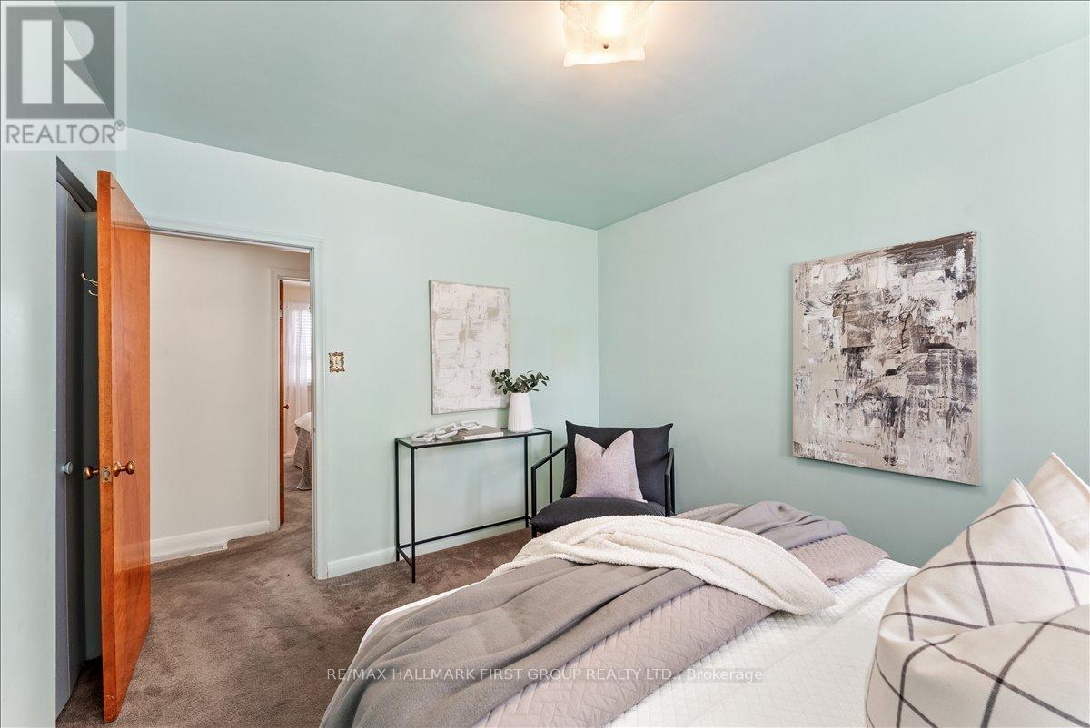 32 Linton Avenue, Ajax, Ontario  L1T 2X6 - Photo 18 - E13000798