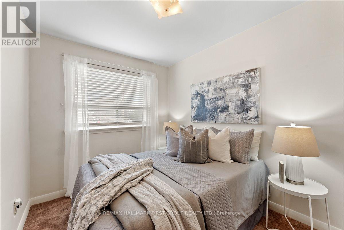 32 Linton Avenue, Ajax, Ontario  L1T 2X6 - Photo 20 - E13000798