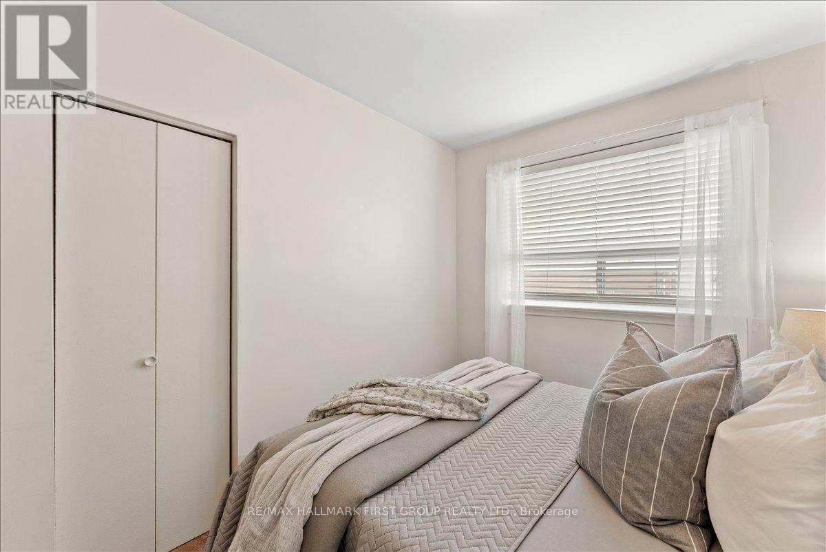 32 Linton Avenue, Ajax, Ontario  L1T 2X6 - Photo 21 - E13000798