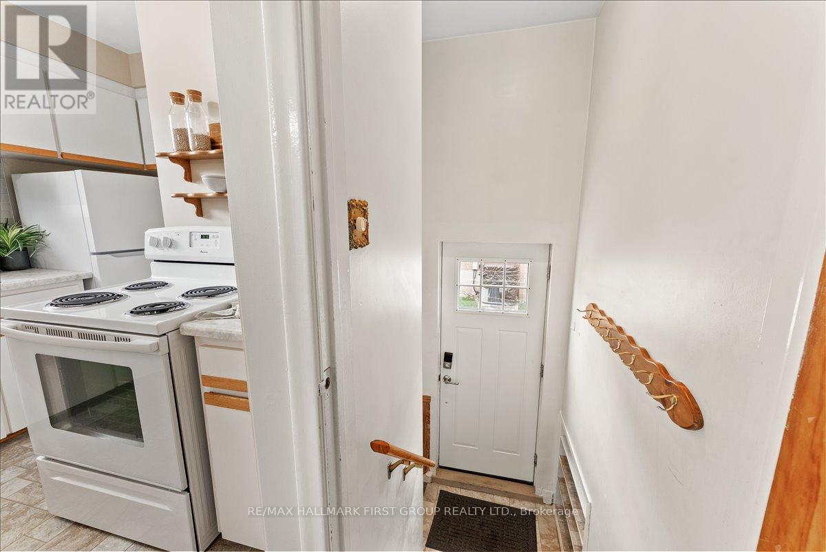 32 Linton Avenue, Ajax, Ontario  L1T 2X6 - Photo 23 - E13000798