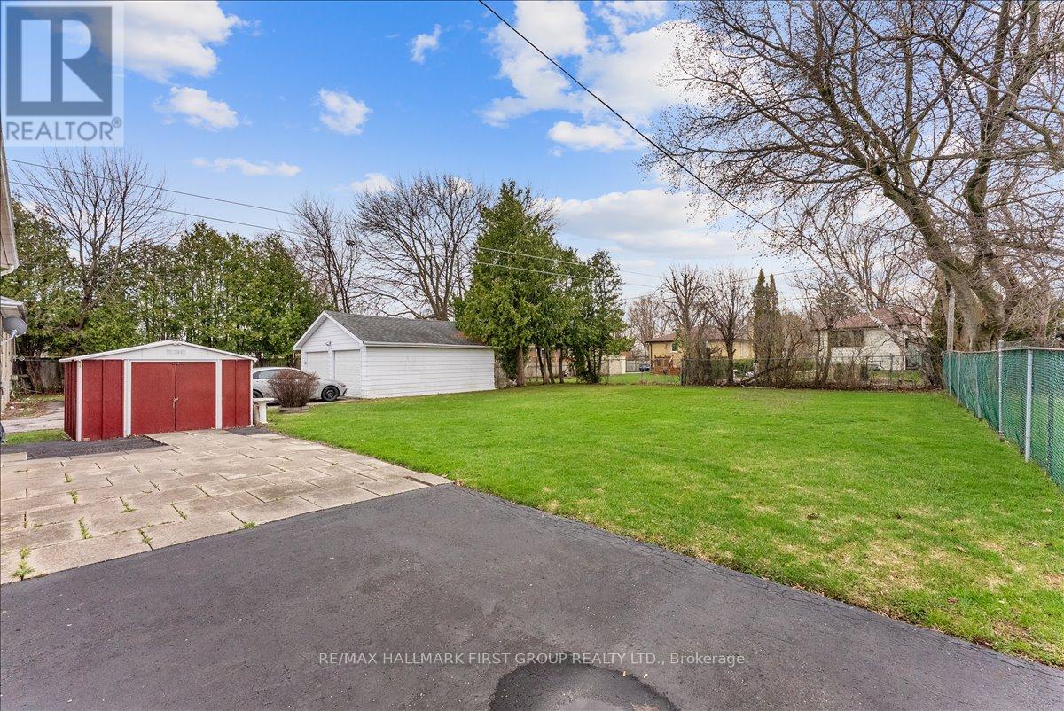 32 Linton Avenue, Ajax, Ontario  L1T 2X6 - Photo 31 - E13000798