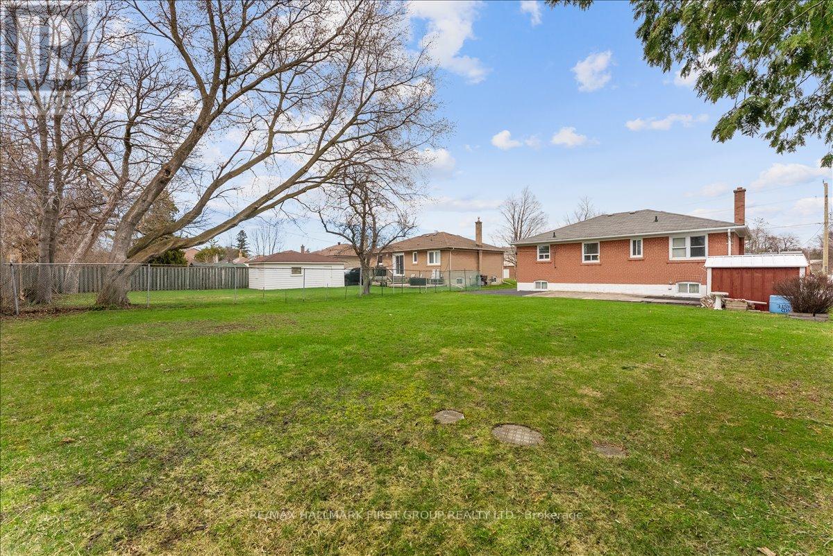 32 Linton Avenue, Ajax, Ontario  L1T 2X6 - Photo 34 - E13000798