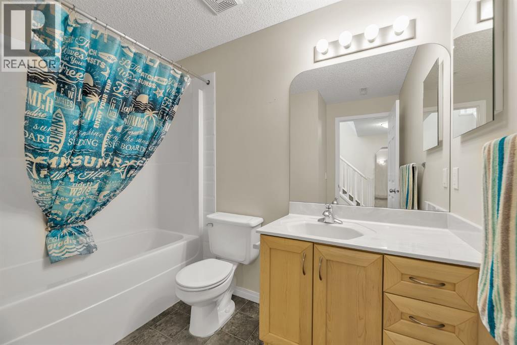 151 Hawkmere View, Chestermere, Alberta  T1X 1T8 - Photo 29 - A2291921