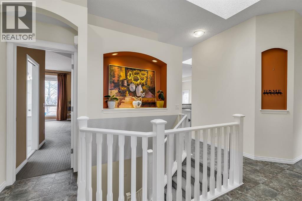 151 Hawkmere View, Chestermere, Alberta  T1X 1T8 - Photo 6 - A2291921