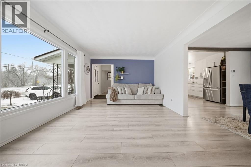 22 Paris Road, Brantford, Ontario  N3R 1H7 - Photo 14 - 40820762