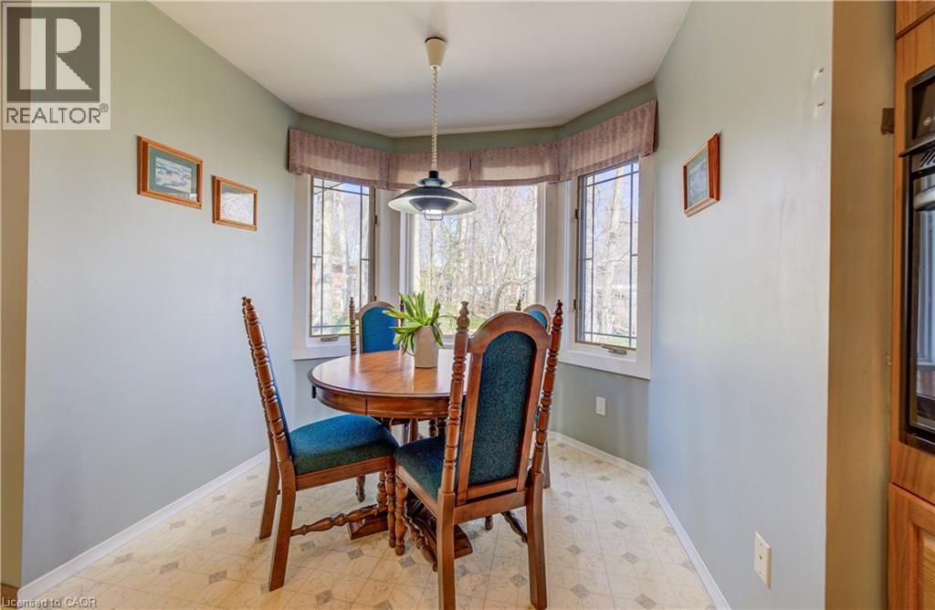 564 Glen Manor Boulevard, Waterloo, Ontario  N2L 4T6 - Photo 13 - 40820028