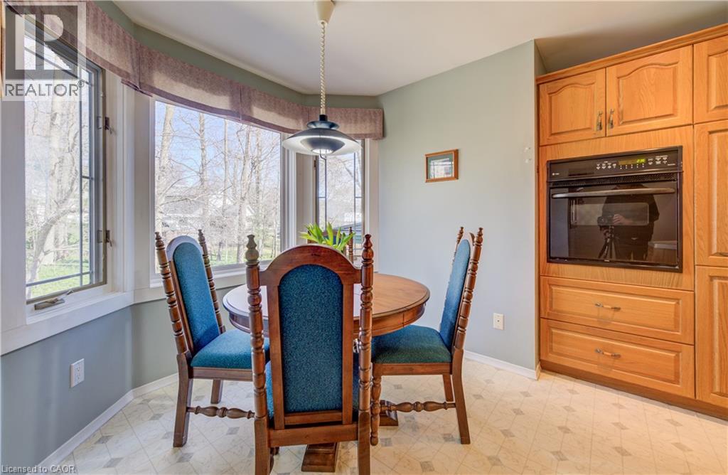 564 Glen Manor Boulevard, Waterloo, Ontario  N2L 4T6 - Photo 14 - 40820028