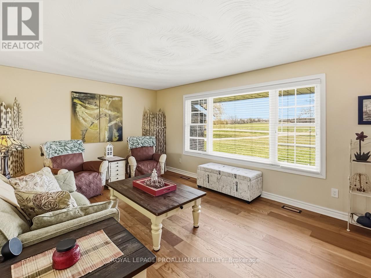 305 Valley Road, Prince Edward County, Ontario  K0K 1A0 - Photo 14 - X13000678