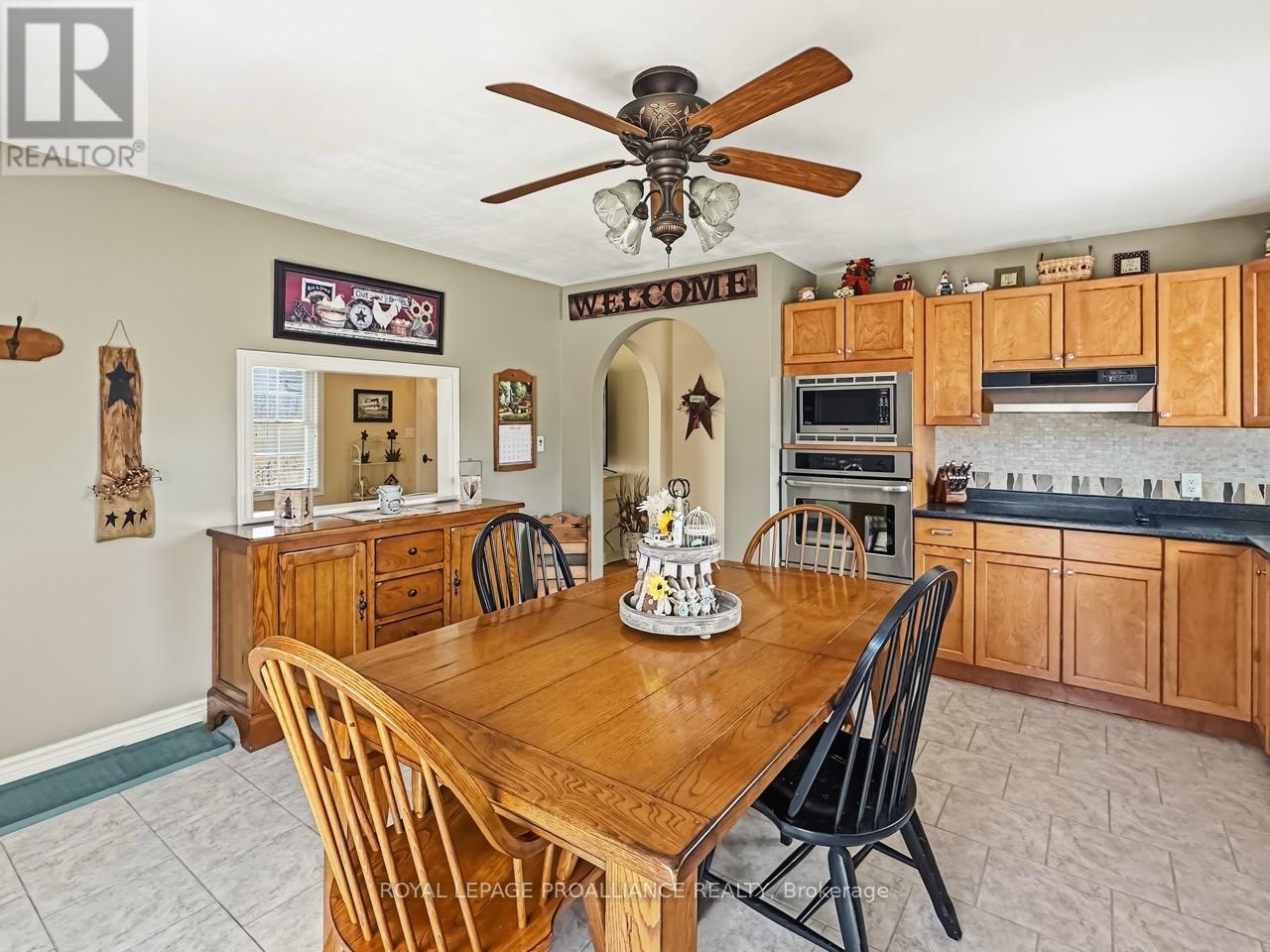 305 Valley Road, Prince Edward County, Ontario  K0K 1A0 - Photo 8 - X13000678