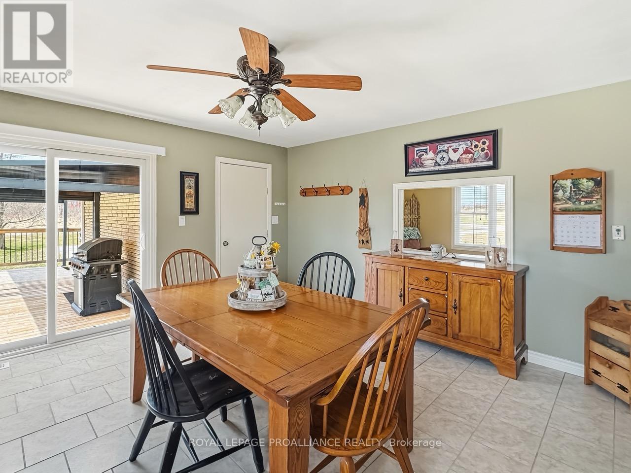 305 Valley Road, Prince Edward County, Ontario  K0K 1A0 - Photo 9 - X13000678