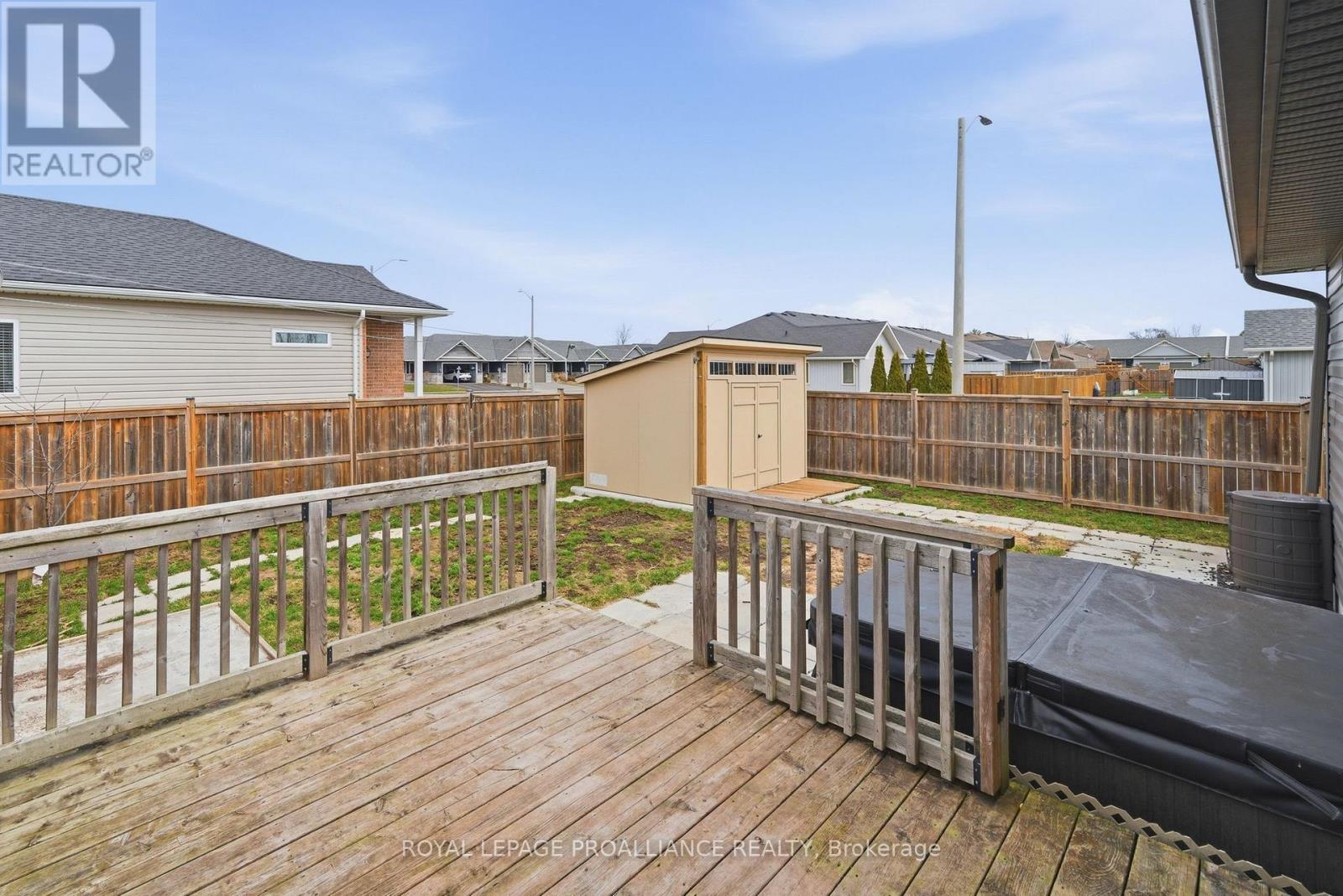 14 Cobblestone Street, Belleville, Ontario  K8P 0E4 - Photo 31 - X13000792