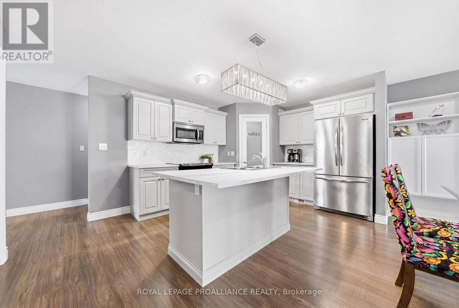 14 Cobblestone Street, Belleville, Ontario  K8P 0E4 - Photo 9 - X13000792