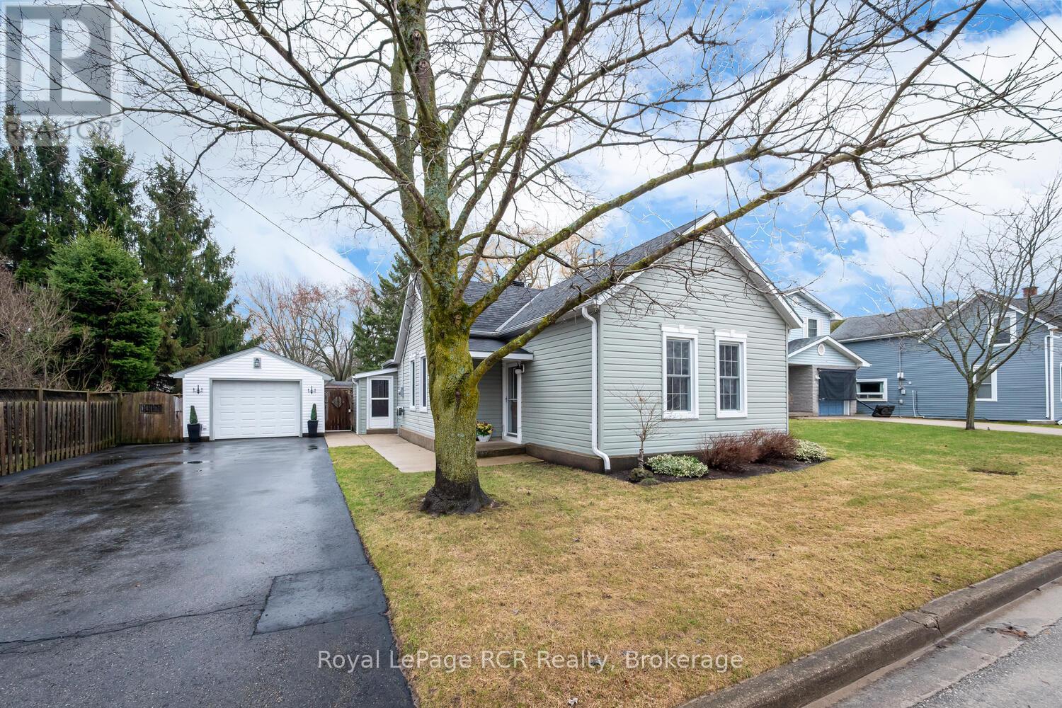 631 9TH STREET W, Owen Sound, Ontario